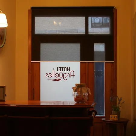 בית הארחה Argueelles ריבאדסלה